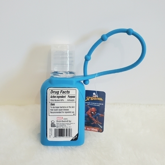 NWT Marvel Spider-Man Hand Sanitizer With Case 4 Piece Gift Set - Picture 7 of 12